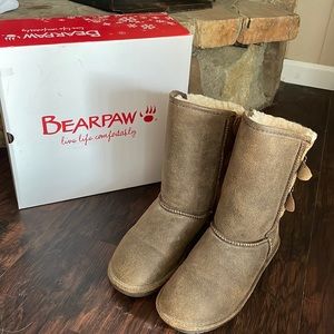 BearPaw Boahie Boots